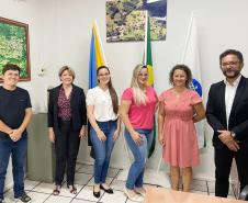 Em Manfrinópolis, com a prefeita Fátima Pegoraro Oliveira, o vice-prefeito Taisller Guimarães da Silva, a secretária de Administração e Finanças, Joviana Frizzo. 