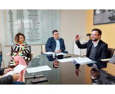 Reunião com o prefeito de Barbosa Ferraz, Edenilson Miliossi, e a vice-prefeita, Lucinete Sanches