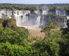 Vista da paisagem das Cataratas do Iguaçu