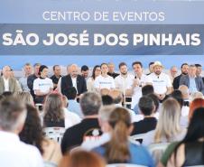 O ministro Celso Sabino participou do lançamento do novo Centro de Eventos de São José dos Pinhais