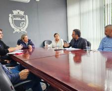 Reunião com a prefeita, Karime Fayad, de Rio Branco do Sul, marca visita ao 398º município paranaense por diretores da Fomento Paraná