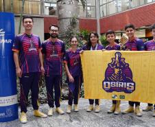Equipe Osíris é recebida pela direção da Sanepar