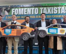 Governo do Paraná abre linha de crédito com juros subsidiados para taxistas renovarem frota