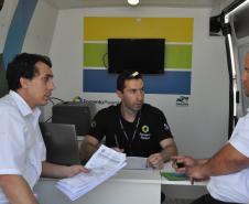 Taxistas que prestam serviços no Aeroporto Internacional Afonso Pena, em São José dos Pinhais, agora podem conhecer e contratar uma operação de crédito da linha Banco do Empreendedor Taxistas, da Fomento Paraná.