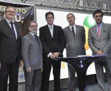 Assinatura do convênio entre a Fomento Paraná, a ACIL, o Sebrae/PR e a GarantiNorte PR, que começou a operar na nesta sexta-feira, dia 14 de fevereiro.