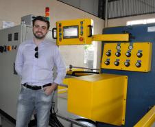 Gaiolas Quatiguá, uma das maiores fabricantes de gaiolas para pequenos animais do país, está ampliando as instalações e adquiriu equipamentos para ampliar a produção com financiamento da Fomento Paraná.