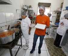 Morador de Cornélio Procópio usou financiamento da Fomento Paraná para iniciar empresa para entregar marmitas, que criou quatro empregos. Agora o empreendedor pensa em abrir um restaurante