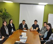 A Fomento Paraná convocou sete novos colaboradores aprovados no concurso público de 2013. Os novos funcionários foram recebidos pelo presidente da instituição, Juraci Barbosa, e concluíram nesta quinta-feira (17) o processo de integração à empresa. 