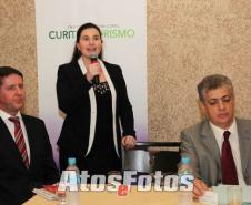 A publicação apresenta mais de 50 empresas da região e valoriza um dos principais polos gastronômicos de Curitiba