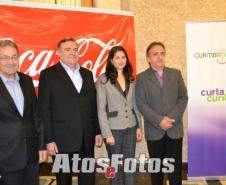 A publicação apresenta mais de 50 empresas da região e valoriza um dos principais polos gastronômicos de Curitiba.