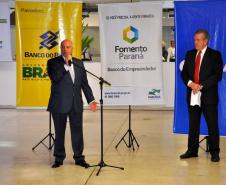 O presidente da Associação Comercial do Paraná, Edson Ramon, discursa em nome do empresariado paranaense.
