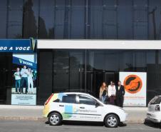 Técnicos da Fomento Paraná estão percorrendo a região metropolitana de Curitiba (RMC) para divulgar as linhas de crédito de baixo custo disponibilizadas pela instituição para apoiar empreendedores. Na manhã desta quinta-feira (7), a equipe esteve em Campo Largo, onde se reuniram com representantes da Associação Comercial e Industrial de Campo Largo e com taxistas.