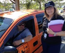 Equipes da Fomento Paraná seguem percorrendo municípios da região metropolitana de Curitiba para divulgar linhas de crédito de baixo custo para apoiar empreendedores de micro, pequeno e médio porte. Na segunda-feira (11), a equipe esteve em Colombo e nesta terça a equipe esteve em Araucária e Almirante Tamandaré.