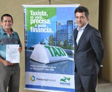 O modelo foi o escolhido pelo motorista curitibano Genesis Fernandes Faria, que participou nesta quarta-feira (1) da entrega simbólica do veículo e de uma visita ao Complexo Ayrton Senna, em São José dos Pinhais. 