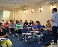 Técnicos da Fomento Paraná apresentaram as linhas de crédito de baixo custo da instituição aos microempreendedores de Paranaguá.
