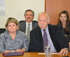 A Fomento Paraná e a distribuidora de medicamentos curitibana Nunesfarma assinaram nesta quarta-feira (12) um contrato de financiamento de R$ 3,9 milhões pela linha Inovacred. Este é o segundo contrato nesta linha que a Fomento Paraná assina em 2014. 