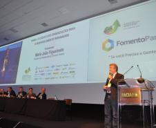 A Fomento Paraná está participando da XXIV Convenção da Federação das Associações Comerciais e Industriais do Paraná - Faciap, que está sendo realizada no Hotel Recanto, em Foz do Iguaçu, de 19 a 21 de dezembro. O evento reúne cerca 1,3 mil empresários e líderes dos mais diversos setores organizados do Estado de outras regiões do País.