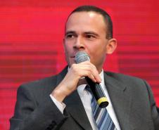 O analista de desenvolvimento da Fomento Paraná Richer de Andrade Matos, participou de com um talk show sobre crédito, que foi mediado pela jornalista da TV Globo e Rede CBN, Mara Luquet, durante o Encontro das Micro e Pequenas Indústrias do Paraná. A Fomento Paraná é uma das patrocinadoras do evento.