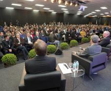 O analista de desenvolvimento da Fomento Paraná Richer de Andrade Matos, participou de com um talk show sobre crédito, que foi mediado pela jornalista da TV Globo e Rede CBN, Mara Luquet, durante o Encontro das Micro e Pequenas Indústrias do Paraná. A Fomento Paraná é uma das patrocinadoras do evento.