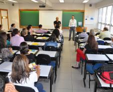 Estão abertas as inscrições para a primeira turma de 2015 do curso de capacitação de agentes de crédito da Fomento Paraná. O treinamento foi reformulado em parceria com o Sebrae e, no total, o passa a ter 96 horas/aula, com o objetivo de melhor preparar o agente de crédito para promover o desenvolvimento econômico regional. 