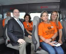 A nova linha de financiamento foi lançada em evento com a presença do governador Beto Richa. O crédito é destinado a micro e pequenos empreendedores para compra de veículos novos. Richa disse que a medida irá ajudar os empreendedores, melhorar as condições de trabalho dos transportadores e garantir segurança aos estudantes e turistas.