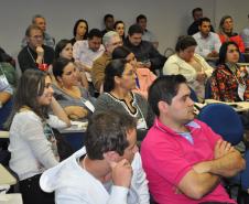 A Fomento Paraná concluiu a capacitação de três novas turmas de agentes de desenvolvimento. São 48 pessoas das regiões de Londrina, Ponta Grossa, Curitiba e Litoral.