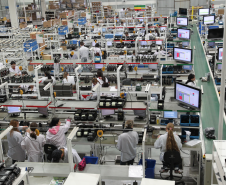 Um estudo feito pelo Governo do Paraná definiu seis setores prioritários para atração de investimentos ao Estado nos próximos anos.