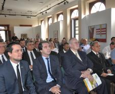 O novo fundo de capital semente Criatec 3 foi apresentado nesta quinta (17), em evento realizado na sede do BRDE em Curitiba, com participação da Fomento Paraná, BRDE, Secretaria de Estado da Ciência e Tecnologia e representantes de dezenas de entidades e empresas voltadas à tecnologia e à inovação no estado. Curitiba, 17 de março de 2016.