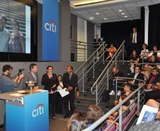 A Fomento Paraná, instituição financeira de desenvolvimento do Governo do Paraná, foi a vencedora da 10ª edição do “Prêmio Citi Melhores Microempreendimentos” (www.pcmm.com.br) na categoria Gestão Inovadora para Instituições de Microfinanças. 