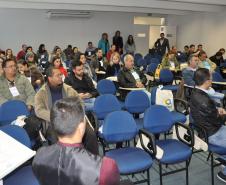 A Fomento Paraná conclui nesta sexta-feira (29) a capacitação de uma nova turma de agentes de crédito. São 49 pessoas que atuam em prefeituras e outras instituições parceiras em todo o Paraná. No total, são 45 municípios representados nessa turma. 