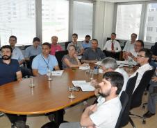 Reunião sobre mudanças nas linhas de crédito do BNDES.