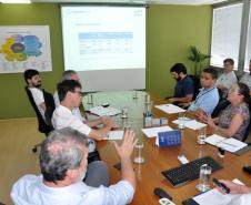 Reunião sobre mudanças nas linhas de crédito do BNDES.