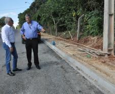 O presidente da Fomento Paraná, Juraci Barbosa, e o diretor de Operações do Setor Público, Omar Sabbag Filho, reuniram-se com o prefeito de Campo Largo, Marcelo Puppi, nesta quinta (17/2), para falar sobre novos financiamentos para apoiar empreendedores privados do município, bem como para obras públicas. 