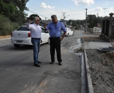 O presidente da Fomento Paraná, Juraci Barbosa, e o diretor de Operações do Setor Público, Omar Sabbag Filho, reuniram-se com o prefeito de Campo Largo, Marcelo Puppi, nesta quinta (17/2), para falar sobre novos financiamentos para apoiar empreendedores privados do município, bem como para obras públicas. 