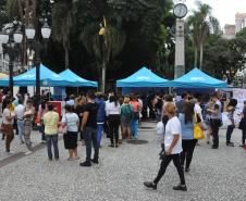 O evento contou também com consultoria do Sebrae/PR para as empreendedoras, show de música, maquiagem gratuita e distribuição de brindes para as mulheres presentes. 