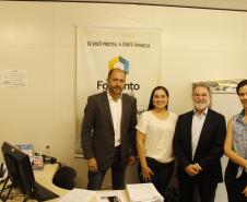 O presidente da Fomento Paraná Juraci Barbosa Sobrinho realizou na sexta-feira (24) uma visita técnica a Toledo. Pela manhã esteve reunido com a administração municipal, depois vistoriou os investimentos no município e também no setor privado. Também se reuniu com a Associação Comercial e Empresarial (Acit) para divulgar algumas linhas de créditos. Durante sua passagem, o representante enalteceu o crescimento e fortalecimento da instituição.