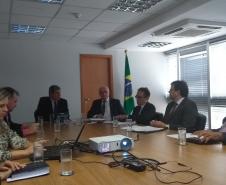 A Fomento Paraná participou de uma reunião em Brasília, na quinta-feira (27/4), com o secretário nacional de Transporte e da Mobilidade Urbana, José Roberto Generoso. O encontro teve a participação de representantes de todas as agências de fomento e bancos de desenvolvimento do país.