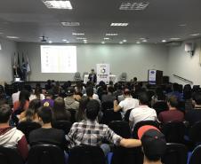 O diretor da Fomento Paraná também participou em Cornélio Procópio de rodada do Seminário de Crédito: Mercado Internacional e Oportunidades de Investimentos em uma parceria com o Conselho Regional de Administração – CRA, realizado no auditório da Universidade Estadual do Norte do Paraná – UENP