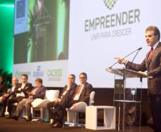 Evento está sendo realizado em Foz do Iguaçu (18 a 20 de outubro) e é organizado pela Federação das Associações Comerciais e Empresariais do Paraná (FACIAP) e pela Confederação das Associações Comerciais e Empresariais do Brasil (CACB). O governador Beto Richa participou da abertura, nesta quarta, 18.