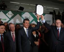 Governador Beto Richa participa da posse de Orlando Pessuti na Presidência do BRDE, em substituição a Odacir Klein.Curitiba, 14/11/2017.