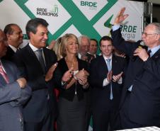 Governador Beto Richa participa da posse de Orlando Pessuti na Presidência do BRDE, em substituição a Odacir Klein, do Rio Grande do Sul. Curitiba, 14/11/2017.