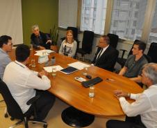 Foi assinado nesta terça-feira, 21 de novembro, o Acordo Coletivo de Trabalho entre a Fomento Paraná, o Sindicato dos Empregados em Estabelecimentos Bancários de Curitiba e Região, e a Associação dos Empregados da Agência de Fomento do Paraná (ASSEAF).