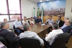 Reunião com o prefeito Leonaldo Paranhos e equipe, em Cascavel.