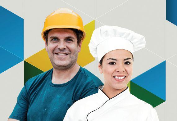 Microcrédito Fácil - imagem de um rapaz com capacete de trabalhador e uma moça com  foupa de cozinheira.