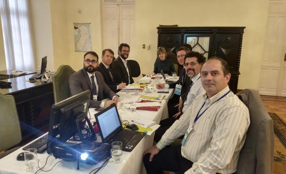 O diretor-presidente da Fomento Paraná, Heraldo Neves, participou nesta sexta (23), em Vitória (ES), da quarta reunião do Consórcio de Integração Sul e Sudeste (Cosud).