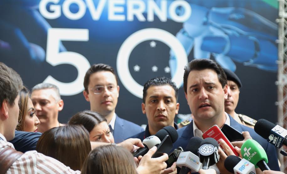O governador Carlos Massa Ratinho Junior disse nesta quinta-feira (31), na abertura do encontro Governo 5.0, em Foz do Iguaçu, que o planejamento do Estado para os próximos anos será feito a muitas mãos, em parceria com os municípios, e que a inovação, o Novo Pensar e Novo Fazer, deve estar a serviço de todos os paranaenses.