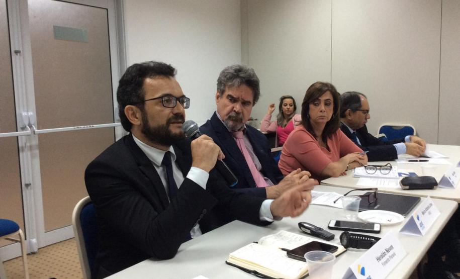 O diretor da ABDE Heraldo Alves das Neves no Encontro das Instituições Financeiras de Desenvolvimento do Nordeste, em Natal (RN)