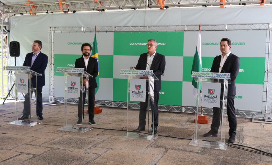 Governador anuncia pacote de R$ 1 bilhão para preservar os empregos