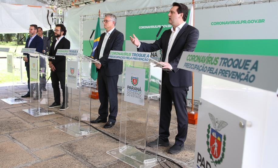 Governador anuncia pacote de R$ 1 bilhão para preservar os empregos