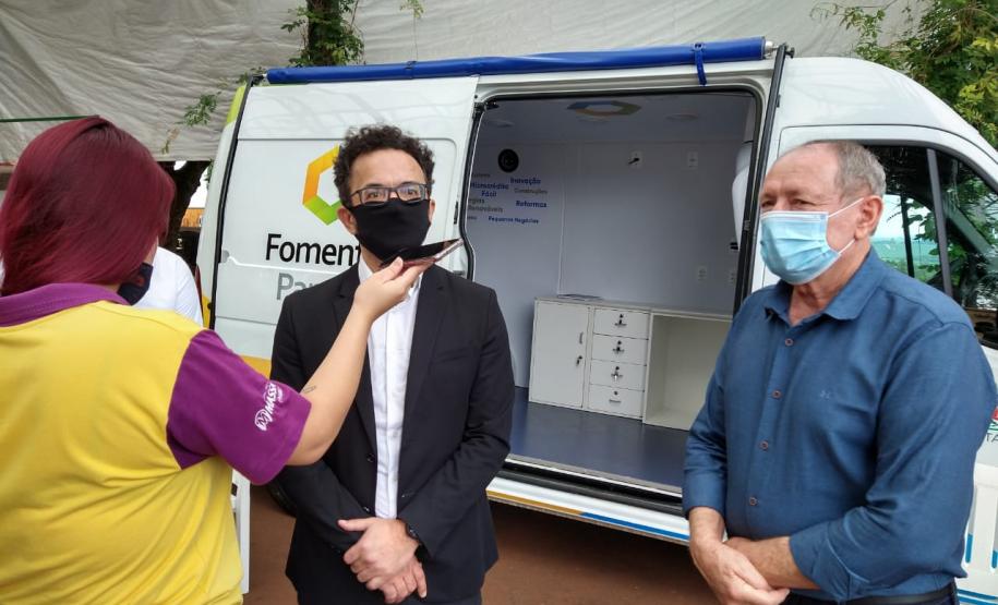 Encerramento da Caravana de Crédito Turismo em Capanema com o prefeito Américo Bellé.